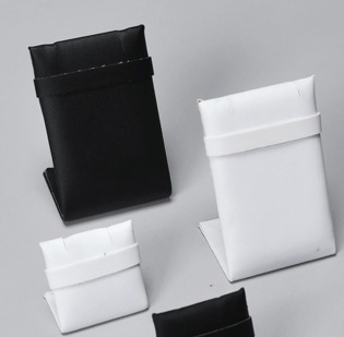 Espositori vetrina Italia per 1 paio orecchini alti cm 7