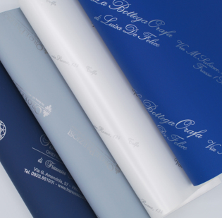 Carta Seta opaca non rigata Grammatura carta 60 gr/mq formato massimo cm 75 x 100. Specificare eventuali tagli minori