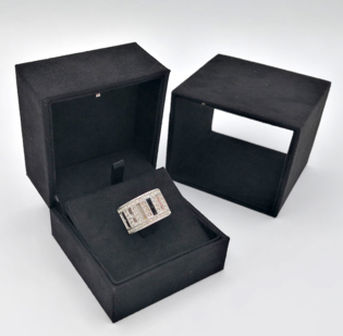 Danimarca camoscio anello/orecchino/pendente con luce