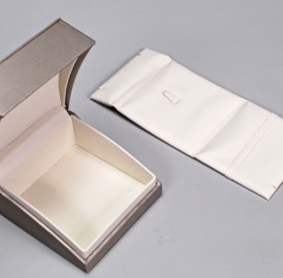 Oslo astuccio orecchino/pendente cm 10 x 10